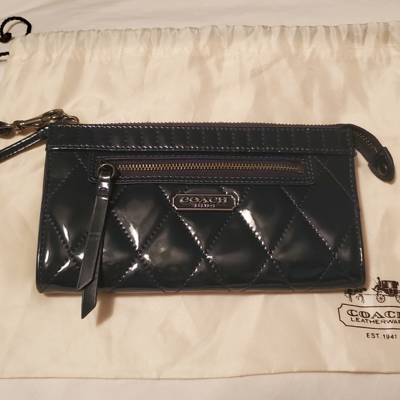 Navy Patent Leather Coach Clutch/Wristlet - Picture 2 of 4